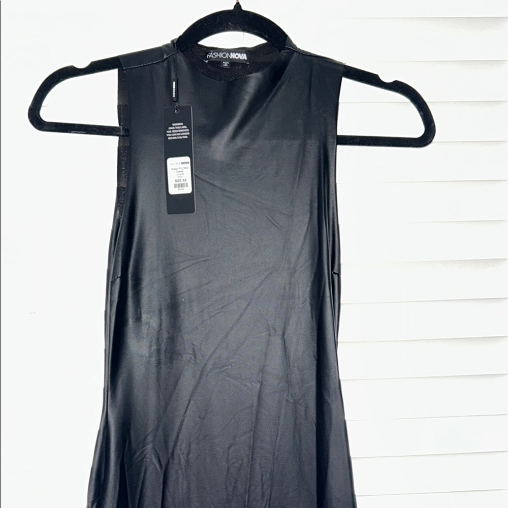 Fashion Nova Black Sleeveless Dress